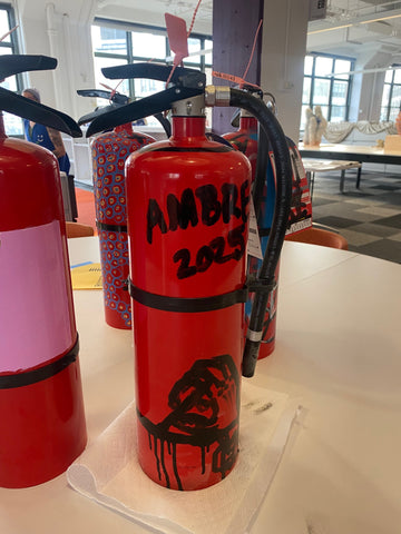 Ambre Kelly, "Extinguish"