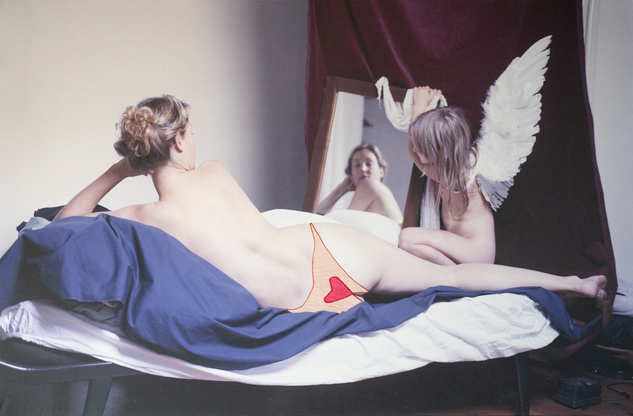 Anna Krieps, "Venus and the mirror in Bikini"