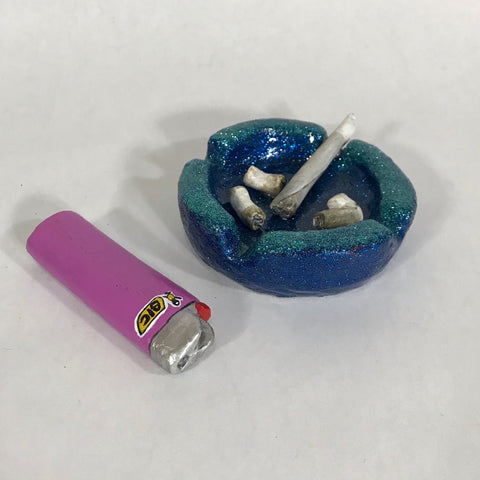 Shona McAndrew, "Ashtray w/ lighter"