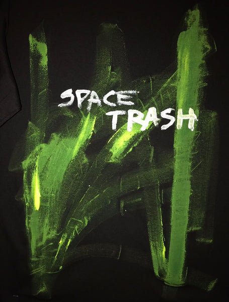 Kellesimone Waits, "Space Trash"