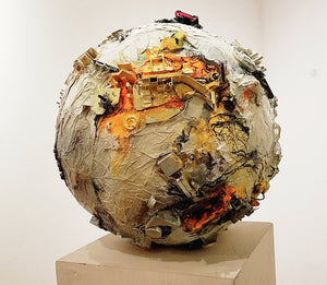 Ann Phong, "Human Traces On Earth"