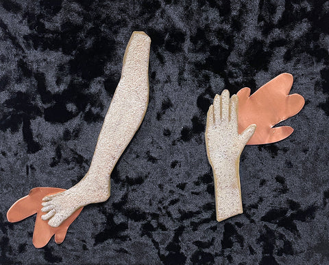 Melissa Godoy Nieto, "Milagrito (Leg and Hand)"