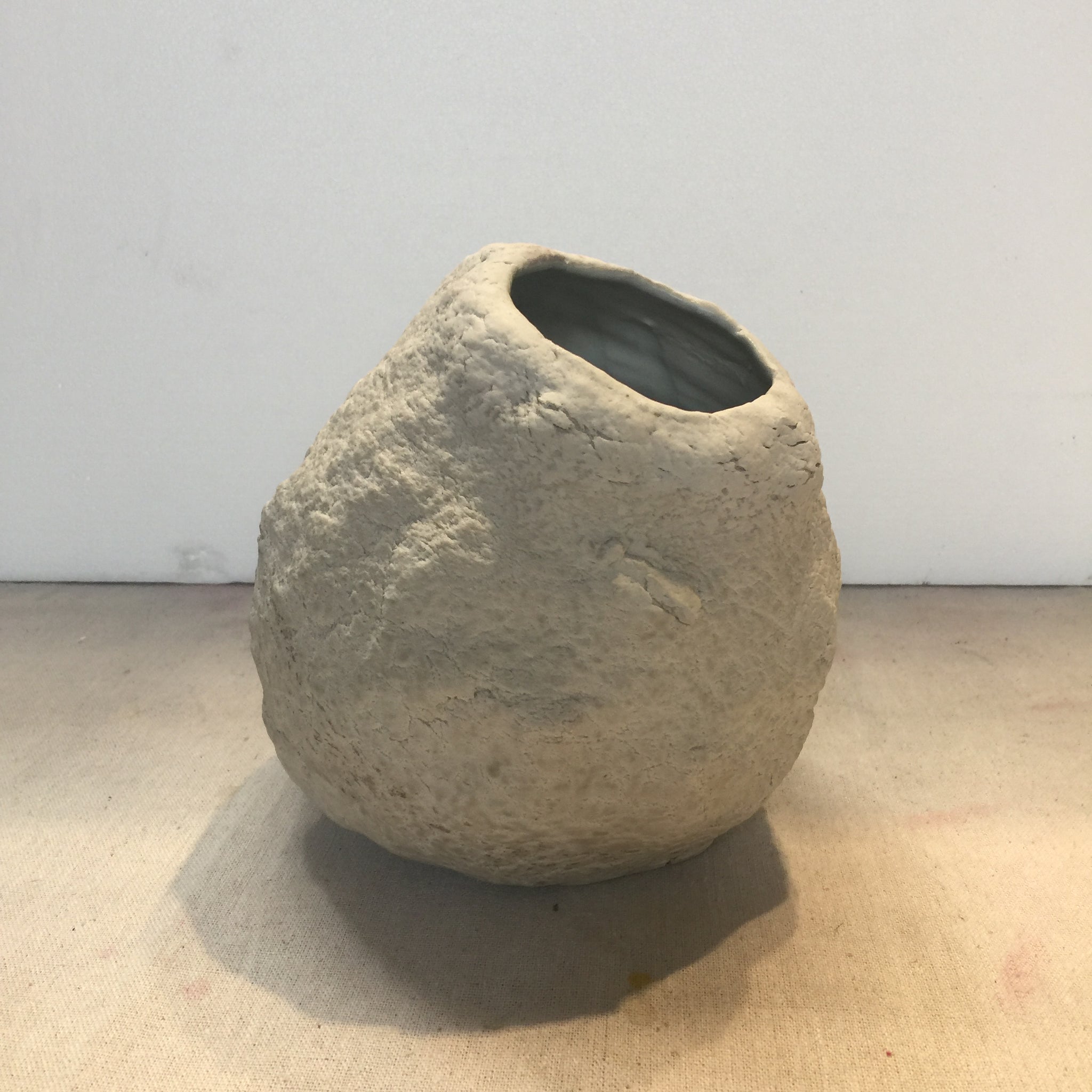 Yassi Mazandi, "Untitled (Pod #6)"